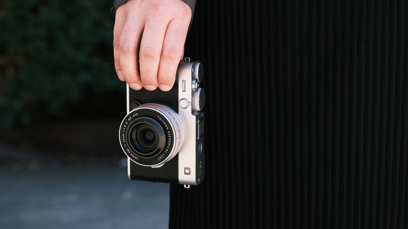 Fujifilm X-E5 - Best compact interchangeable-lens street camera