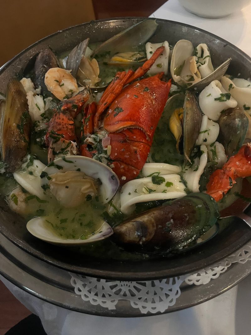 Mariscada en Salsa Verde