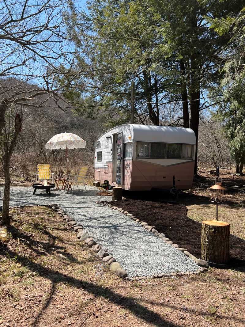 Boheme Retreats (Livingston Manor area)