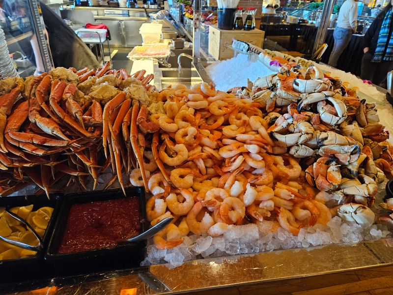 Anthony's Prime Sunday Brunch Buffet (M Resort, Henderson): lobster plus prime rib, buffet-style