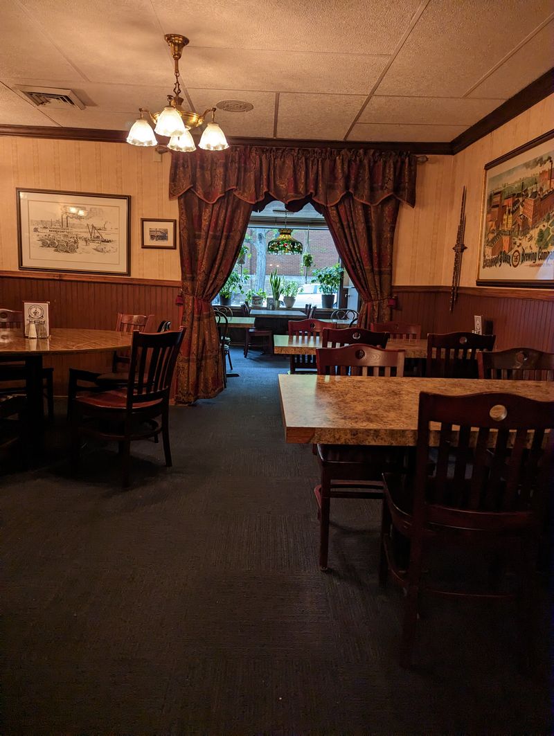 Historic North Side Atmosphere