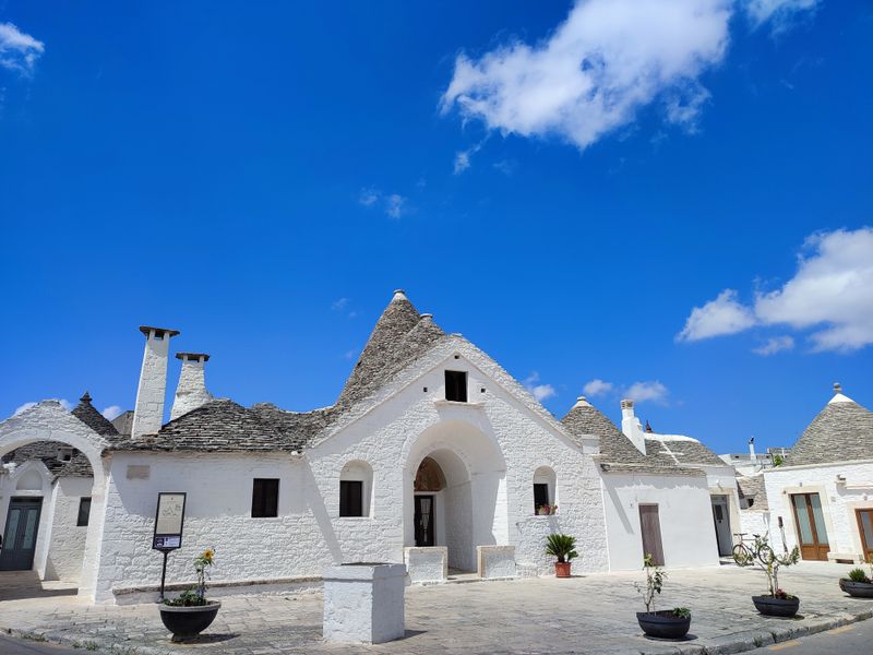 Alberobello, Italy – A Village of Stone Cones