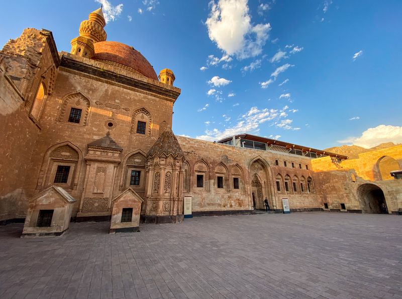 İshak Paşa Palace, Doğubayazıt (Turkey)