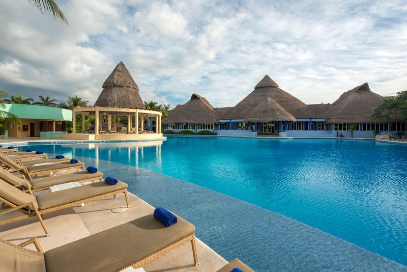 Iberostar Selection Paraíso Maya Suites (Riviera Maya, Mexico)