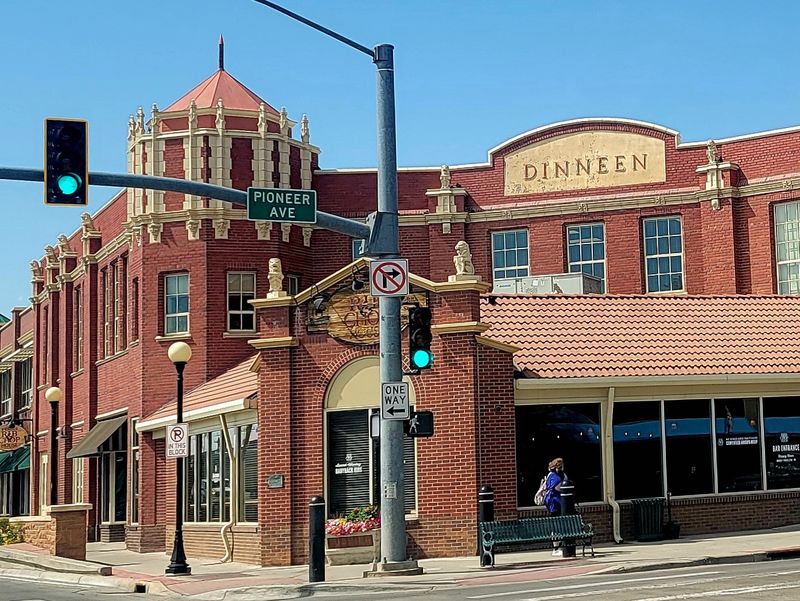 Wyoming's Rib & Chop House – Cheyenne