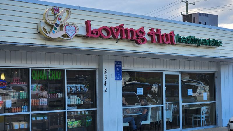 Loving Hut Healthy Cuisine (Falls Church)