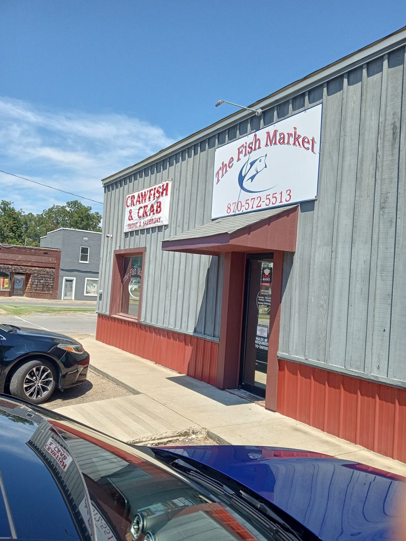 Delta Fish Market Bar & Grill - West Helena