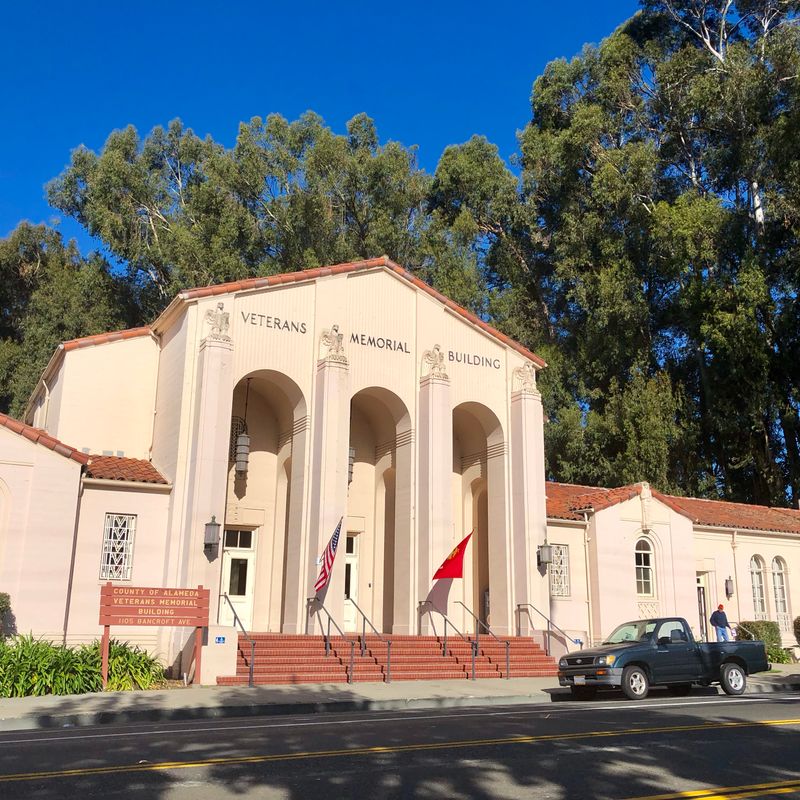 Public Art and Murals Hunt