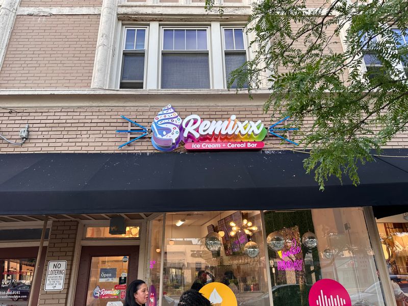 Remixx Ice Cream + Cereal Bar - Cleveland