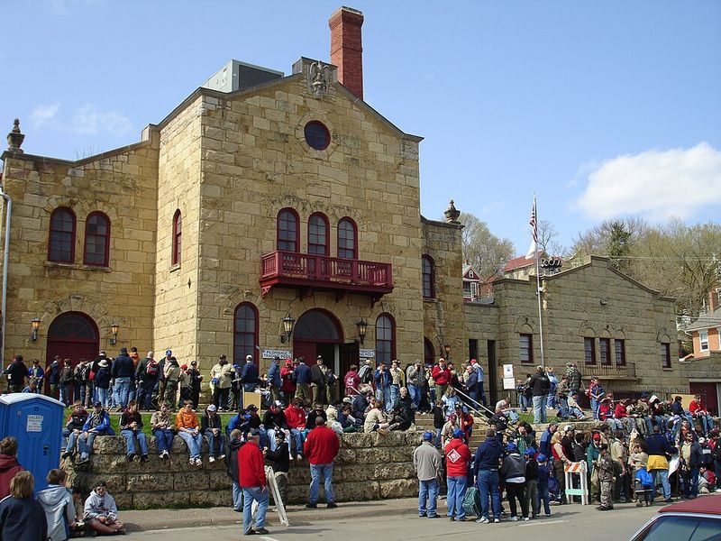 Galena, Illinois — Historic Main Street Square