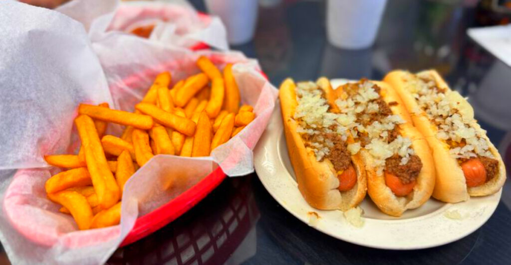 Hidden Massachusetts Roadside Shack Serving Original 1966 Burgers Tourists Haven’t Found