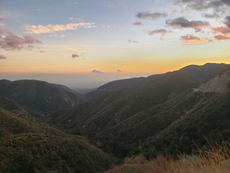 Angeles Crest Highway (SR-2): Mountain Views Close to the City
