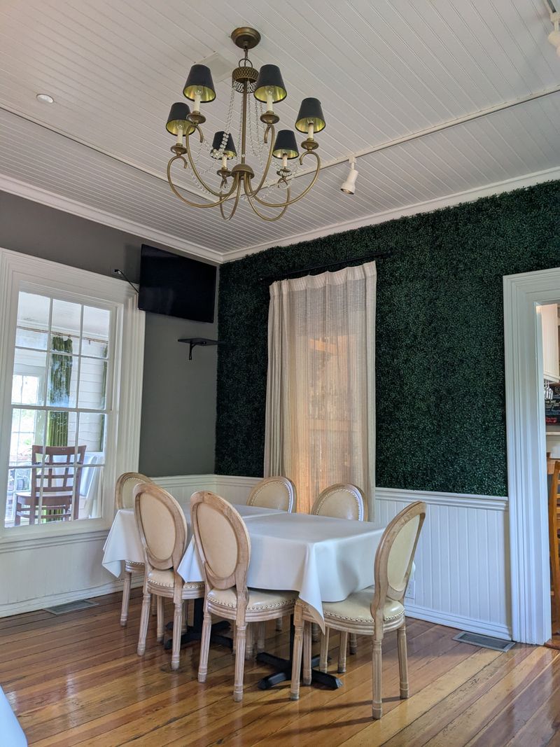 All About The Hours and Reservations