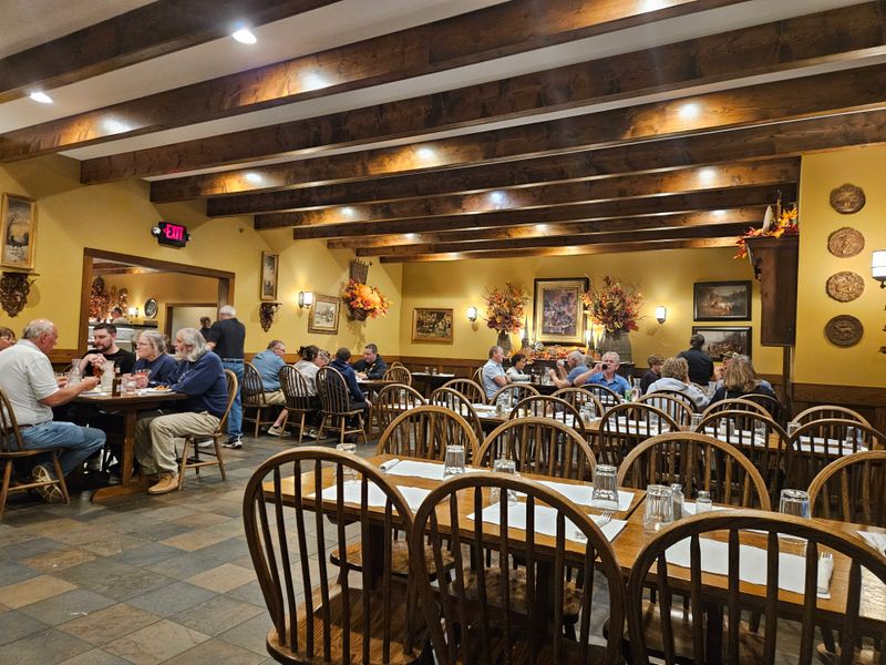 Friday Night Comfort Crowd