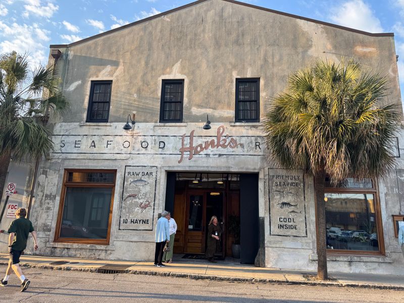 Hanks Seafood Restaurant – Charleston