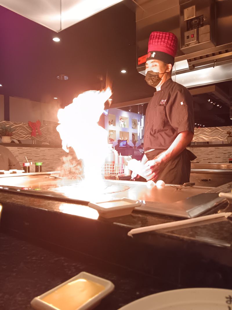 Hibachi Experience and Showmanship