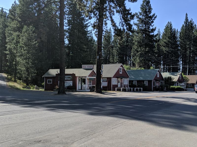 Graeagle Mill Pond and Village Stroll