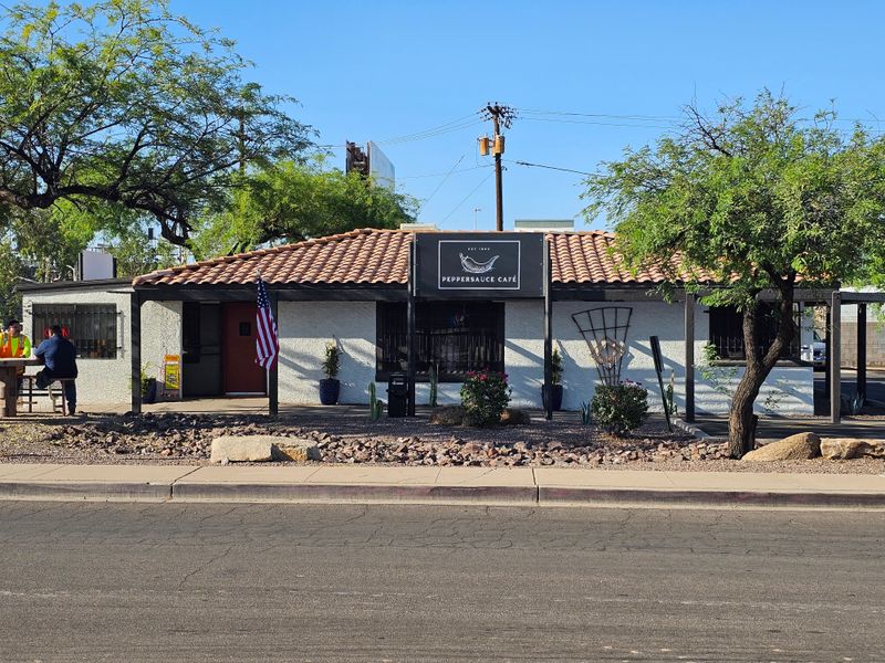 The Peppersauce Cafe