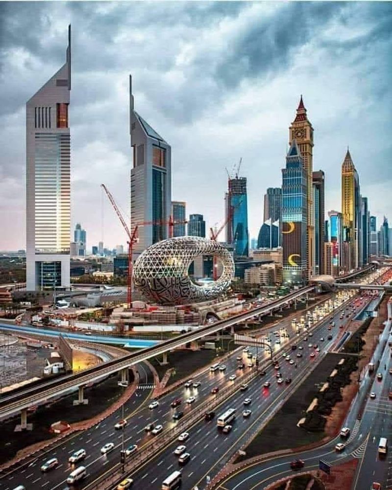 United Arab Emirates: Public Displays of Affection Laws