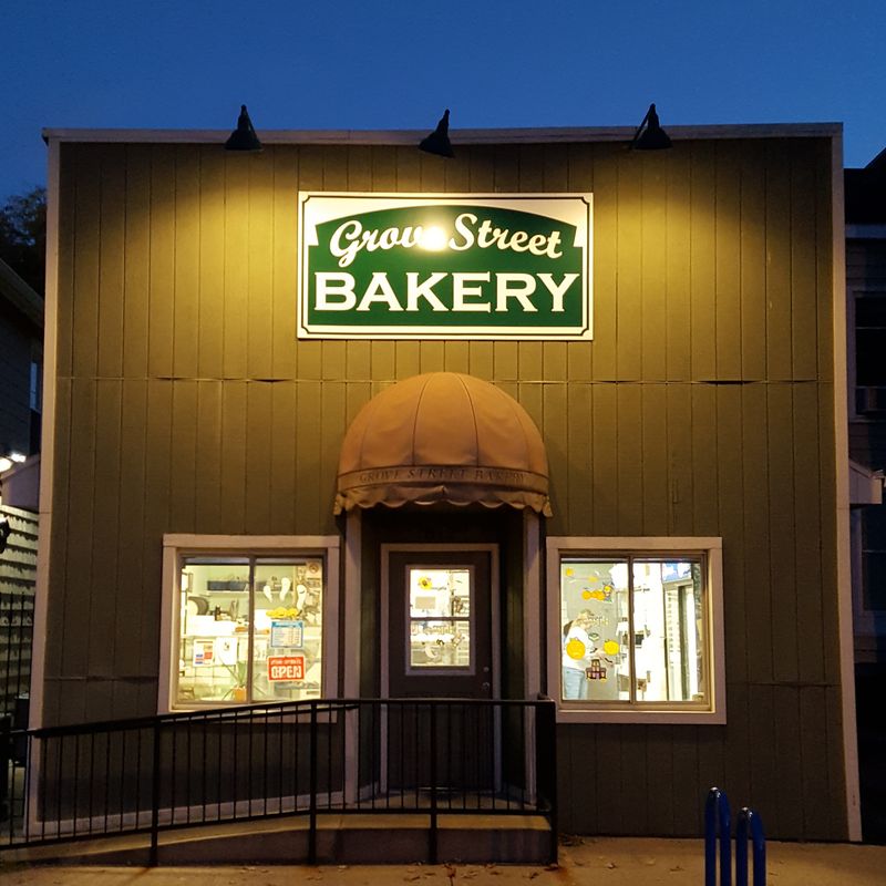 Grove Street Bakery – Bloomington, IL