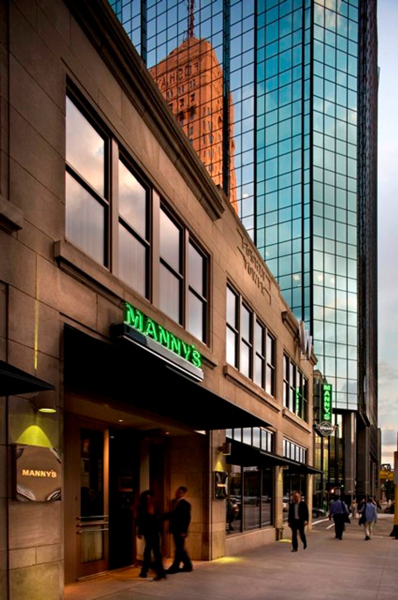 Manny's Steakhouse (Minneapolis) - Downtown's go big or go home steak night