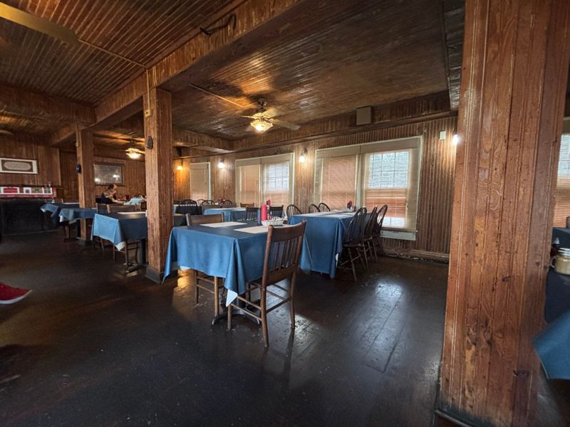 Aunt Jenny's Catfish Restaurant – Ocean Springs