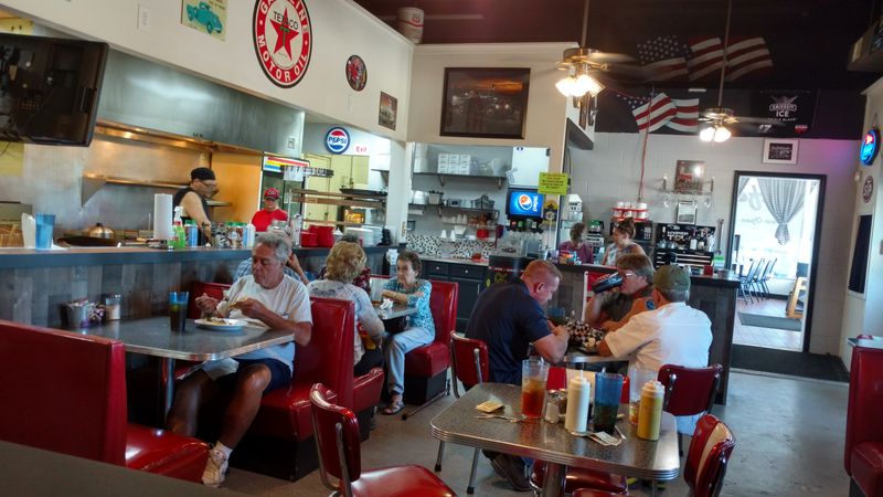 Bates City Diner – Bates City