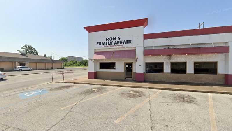 Ron's Family Affair Restaurant - West Memphis