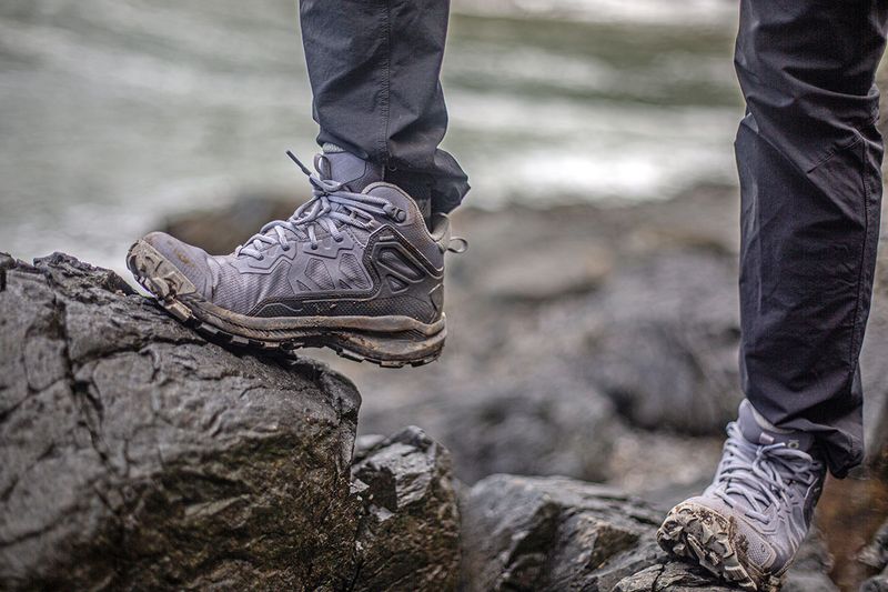 Oboz Katabatic Mid Waterproof Hiking Boots