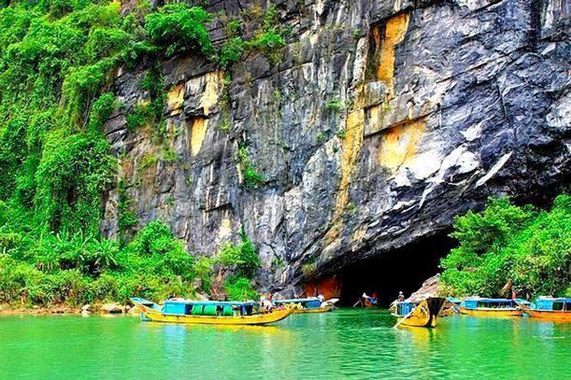 Phong Nha–Kẻ Bàng National Park, Vietnam