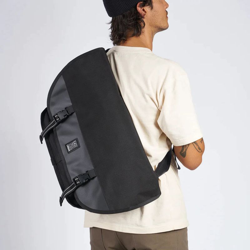 Chrome Industries Citizen Messenger