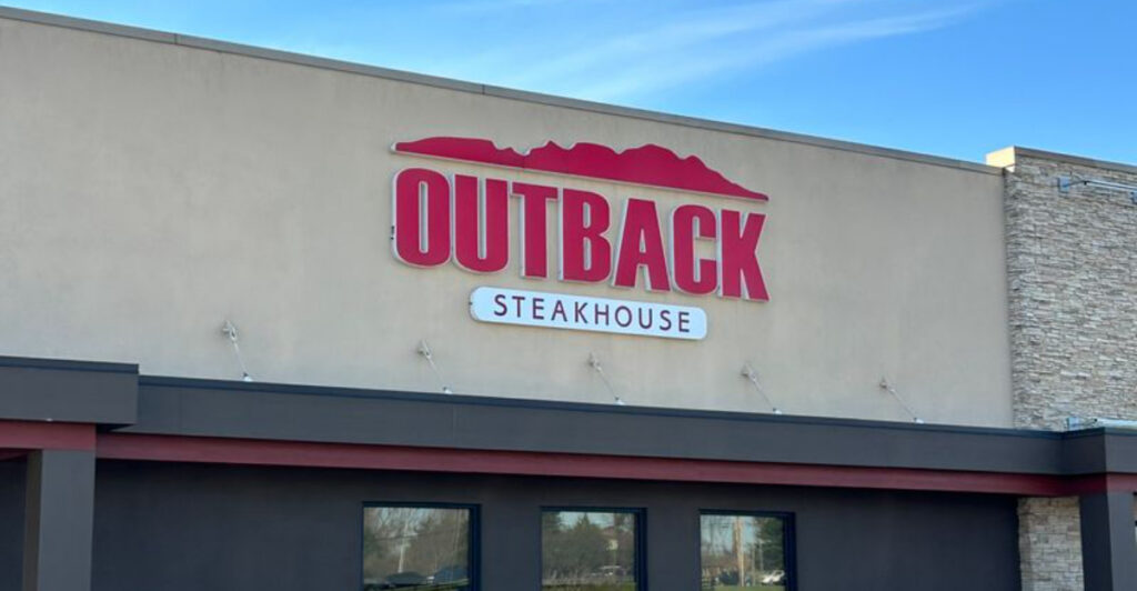 Kentucky Spot Where Juicy, Flame-Grilled Steaks Are the Main Attraction