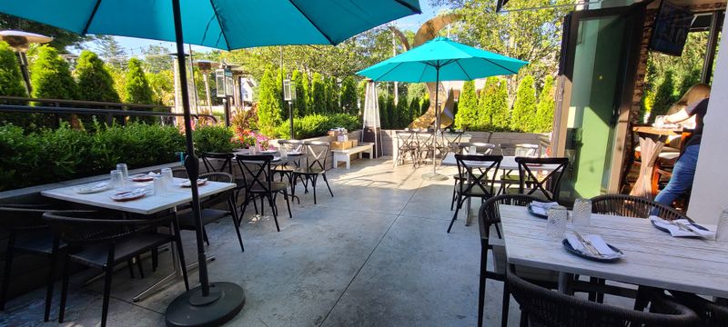 Nicholas Barrel & Roost - Red Bank