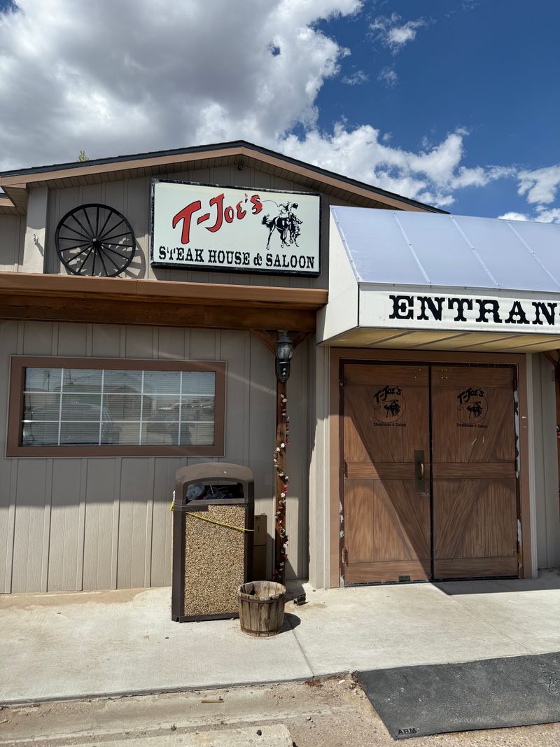 T-Joe's Steakhouse & Saloon – Cheyenne