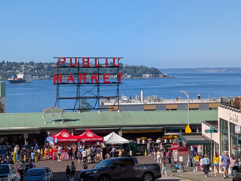 Seattle's Pike Place Market & Waterfront, Washington
