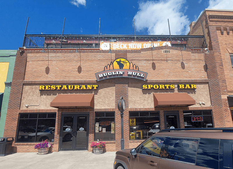 Buglin' Bull Restaurant and Sports Bar