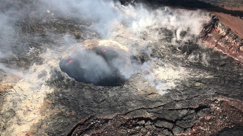 Activity Confined to Halemaʻumaʻu Crater