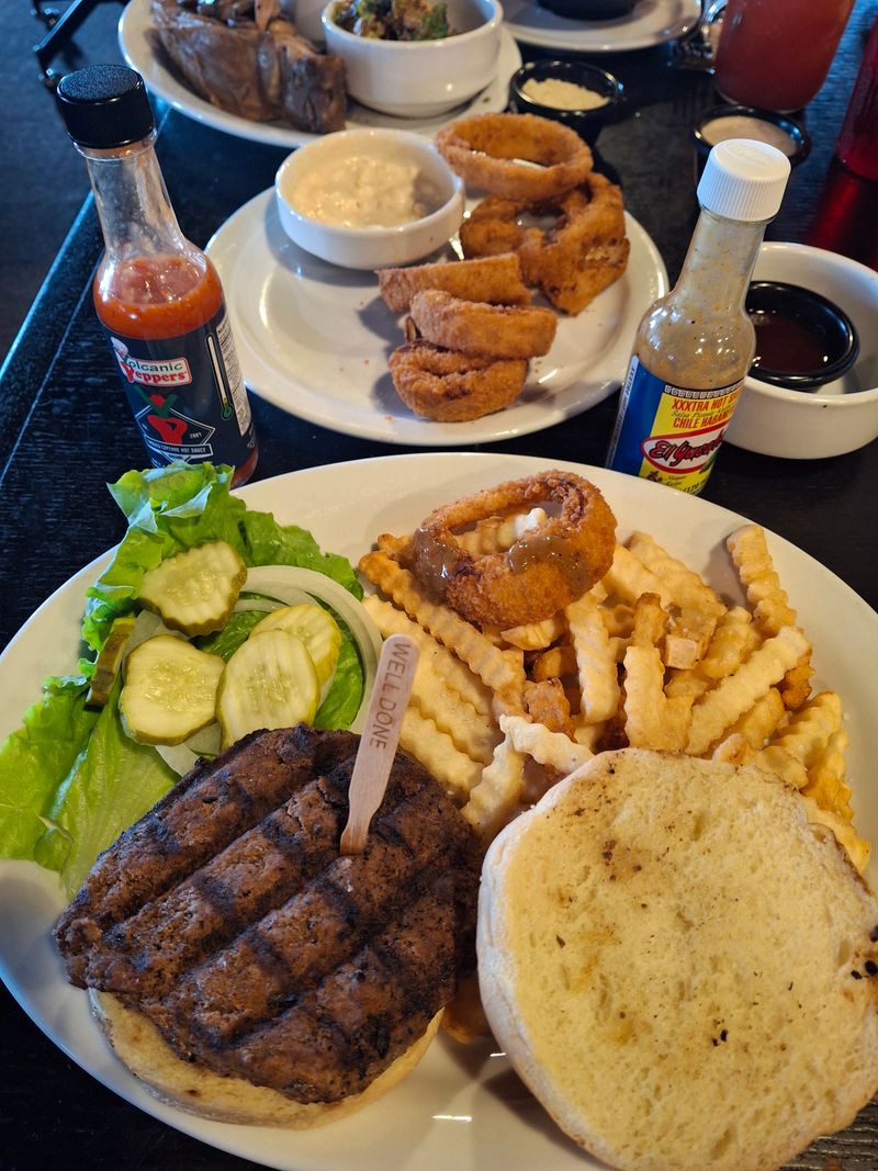 Round the Bend Steakhouse (Ashland)