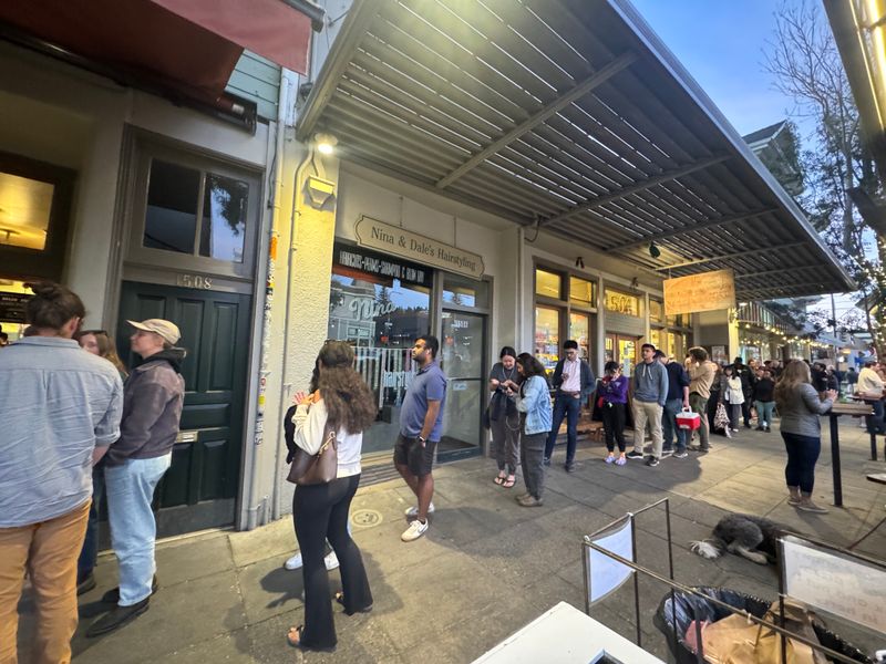 When To Go and Hours