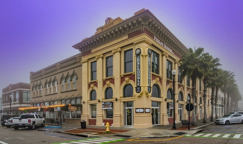 The Rack House Steaks & Spirits (Gulfport; ~20 min)