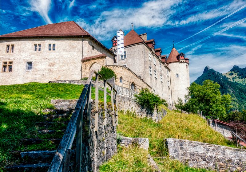 Gruyères – Hilltop Cheese Town with a 13th-Century Castle