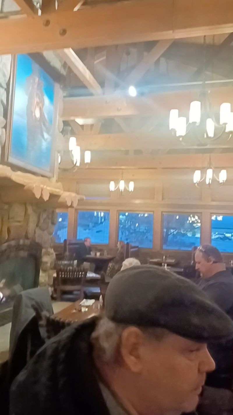 Cozy Booth Vibes and Rustic Decor