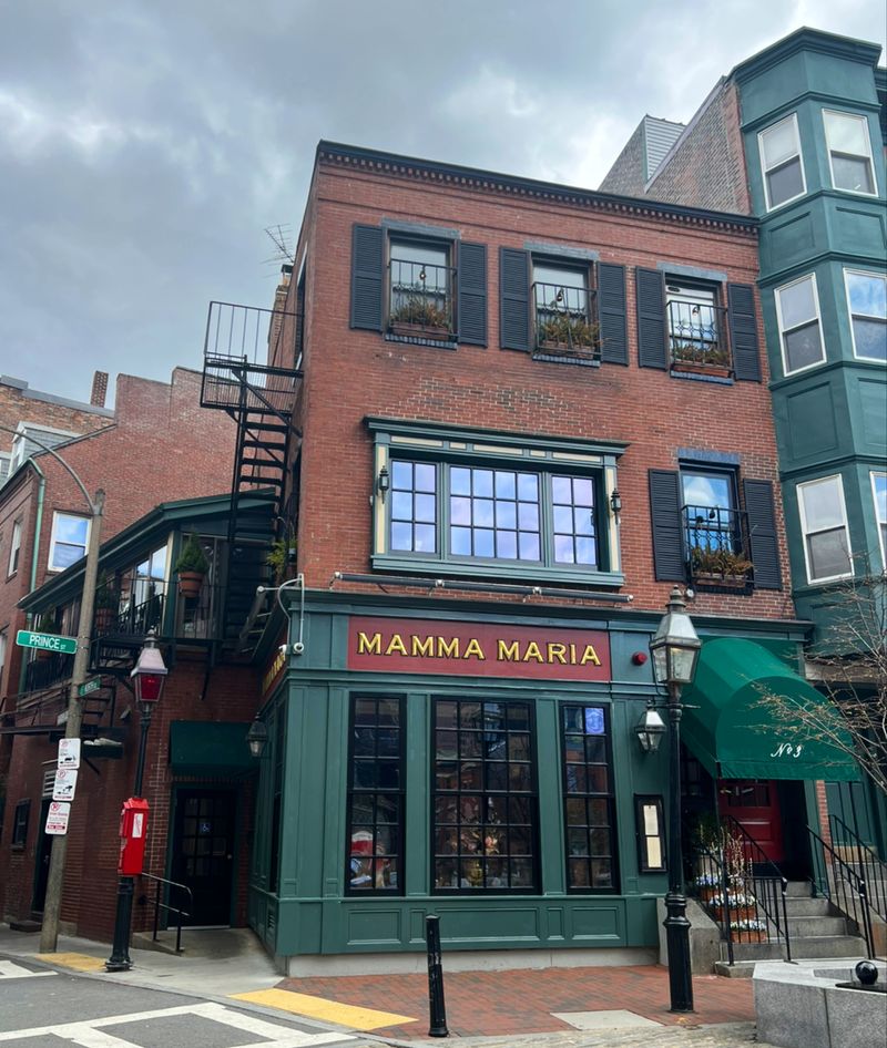 Mamma Maria – Boston