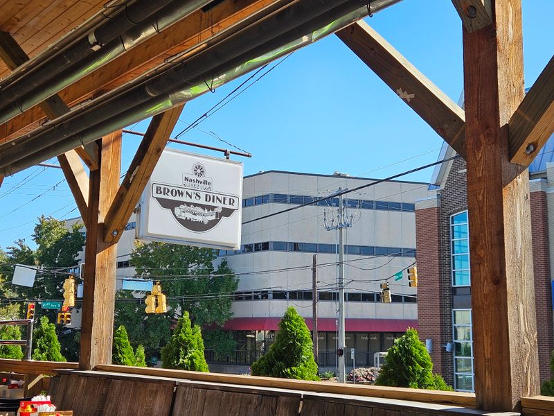 Brown's Diner (Nashville)