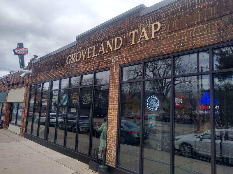 Groveland Tap - St. Paul