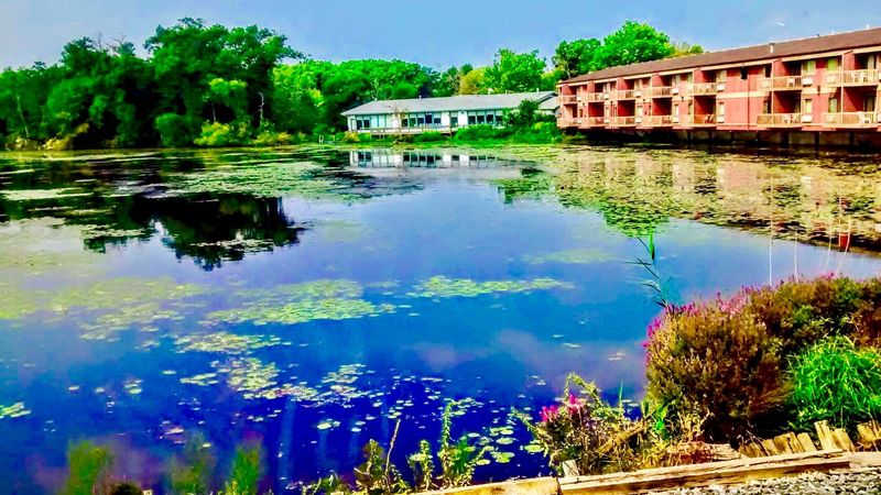 Chesterton, Indiana: Small-town basecamp for the Indiana Dunes