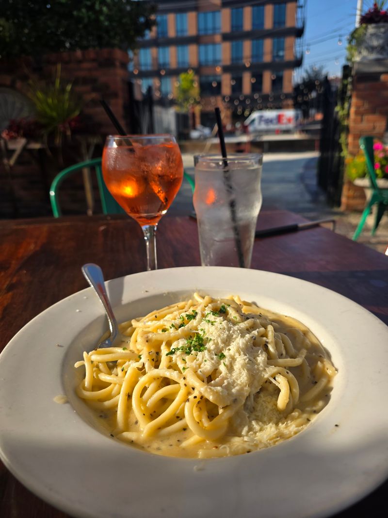 Signature Cacio e Pepe