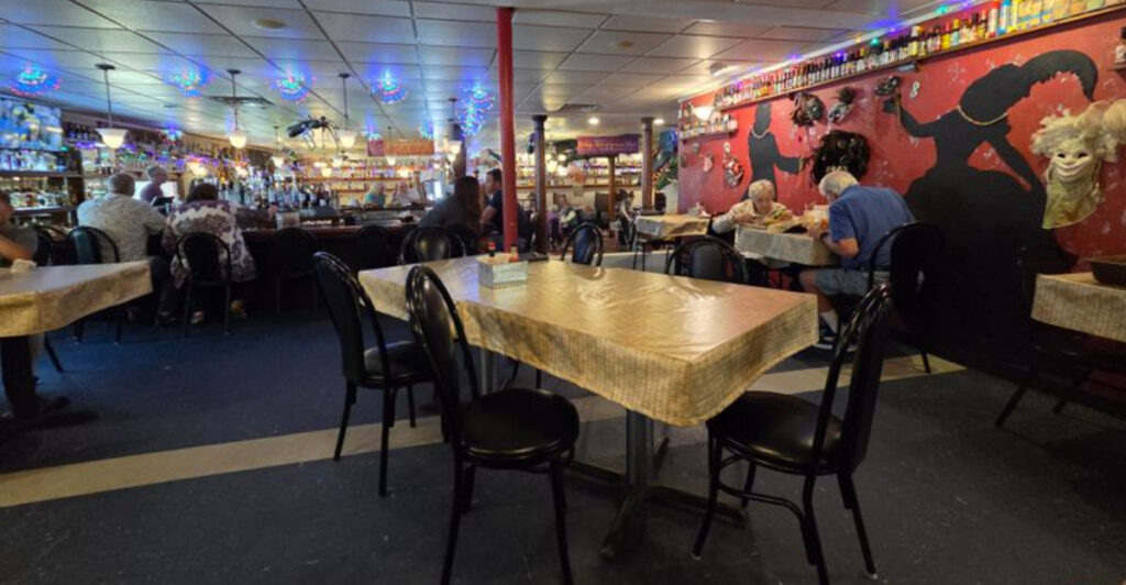 Michigan Spot Serves Cajun Dishes Bursting With Bold, Spicy Flavor