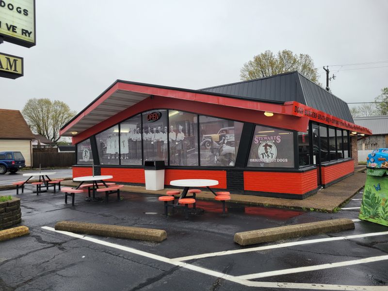 Stewart’s Original Hot Dogs - Huntington