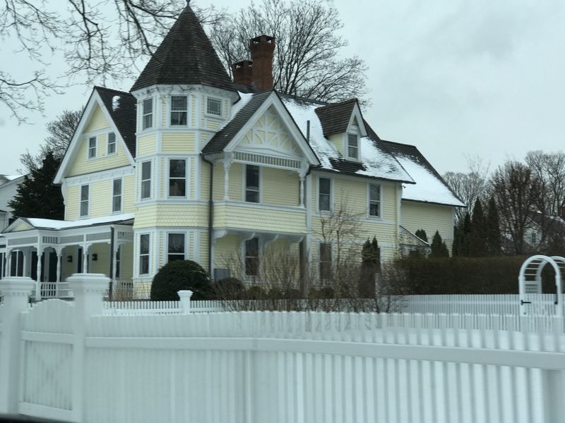 Northeast and New England Snowfall and Travel Hassles